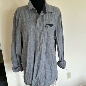 Fox men’s button down shirt in blue and white. Size XL